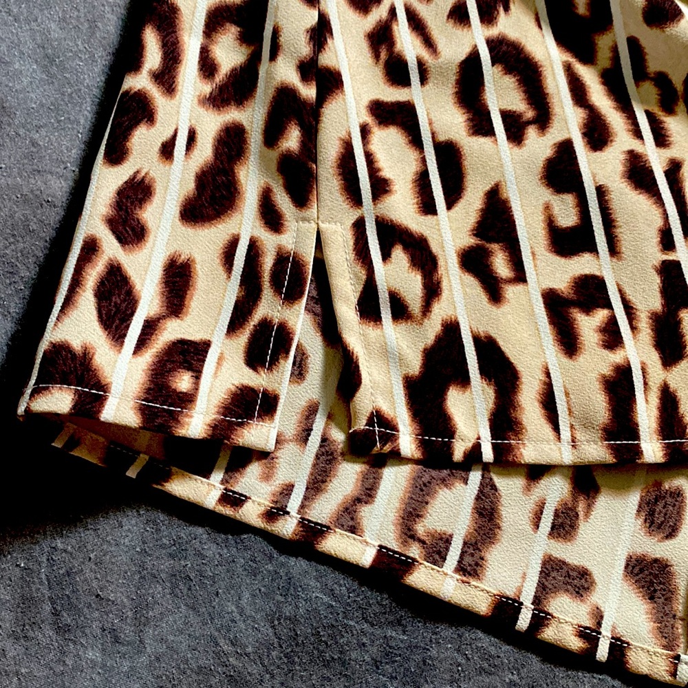 Cabi animal print sleeveless top - Picture 9 of 10